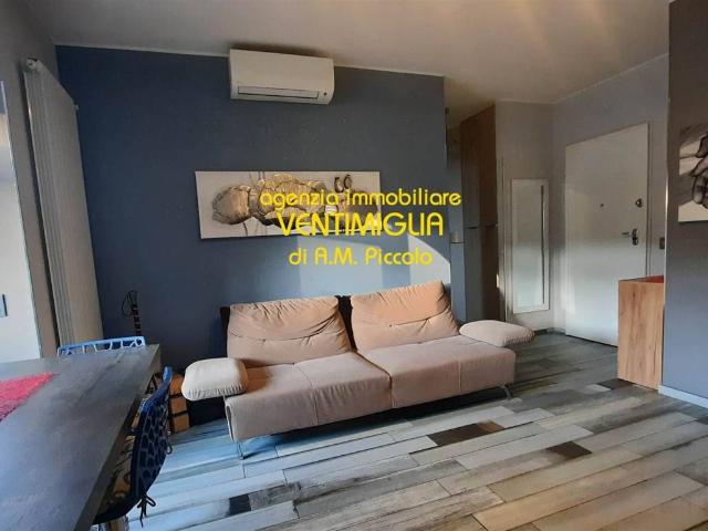 Appartamento in vendita a Camporosso IM
