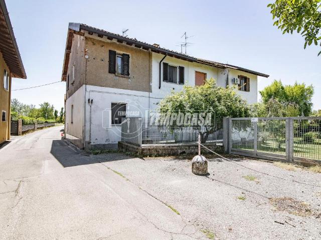 Appartamento in vendita a Canonica D'Adda