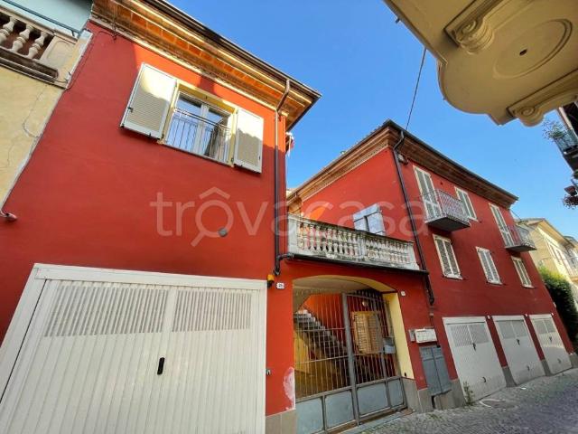 Appartamento in vendita a Canelli via Giuseppe Verdi, 20