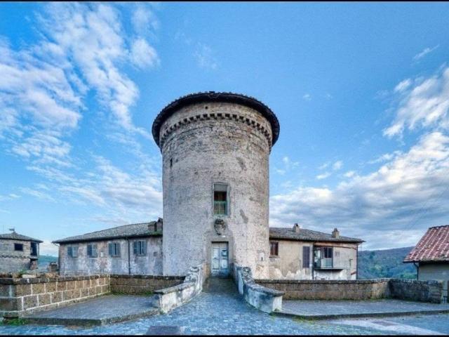 Appartamento in vendita a Canepina VT