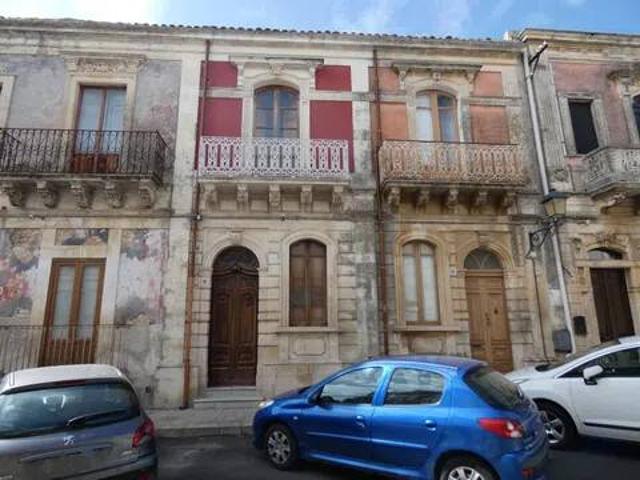 Appartamento in vendita a Canicattini Bagni SR