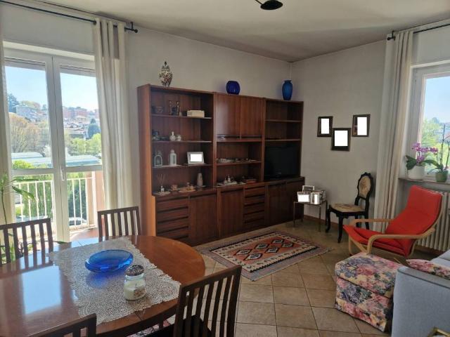 Appartamento in vendita a Cantù CO