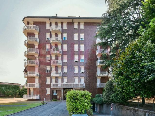Appartamento in vendita a Cantù CO