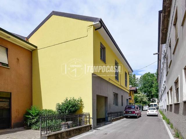 Appartamento in vendita a Cantù CO