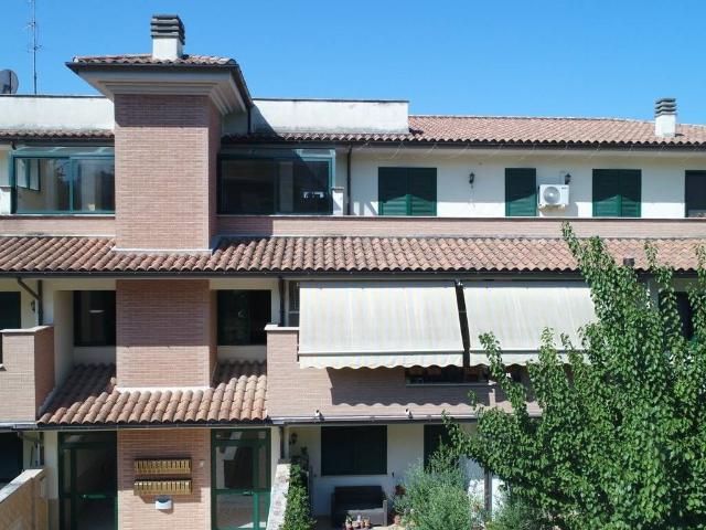 Appartamento in vendita a Cantalupo in Sabina RI