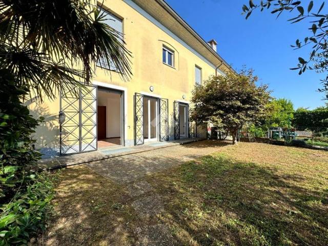 Appartamento in vendita a Casatenovo LC