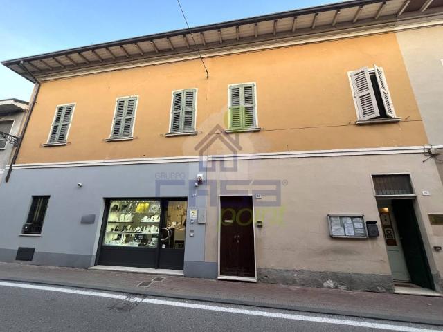Appartamento in vendita a Casalbuttano ed Uniti CR