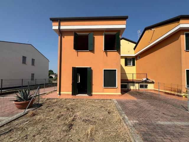 Appartamento in vendita a Casale Di Scodosia