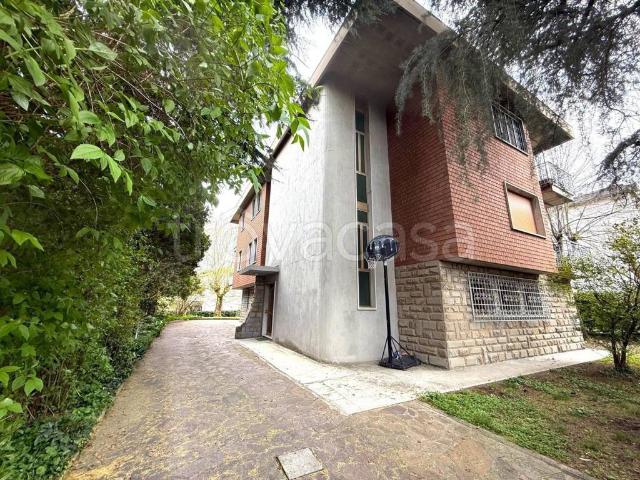 Appartamento in vendita a Casalecchio di Reno