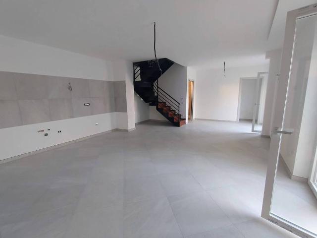 Appartamento in vendita a Casapulla CE