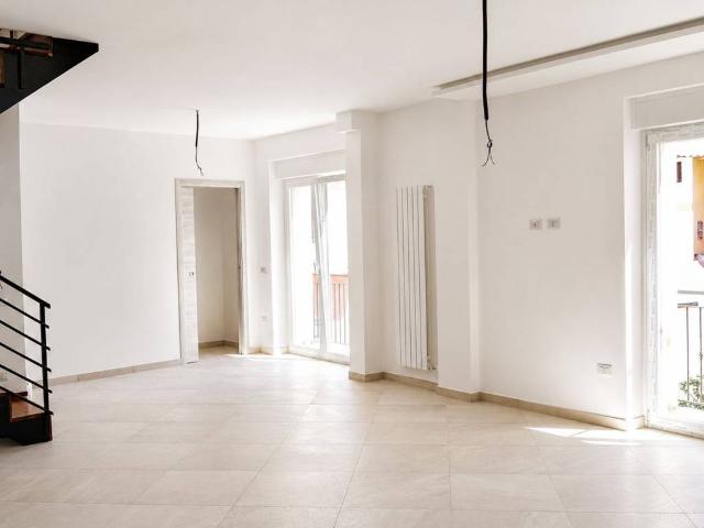 Appartamento in vendita a Casapulla CE