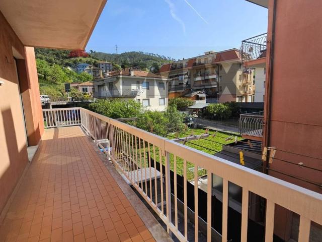 Appartamento in vendita a Casarza Ligure GE