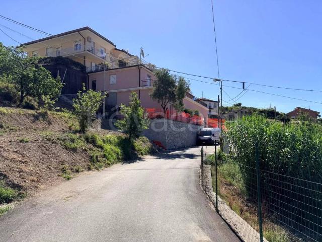 Appartamento in vendita a Casarza Ligure via Cappelletta, Cardini