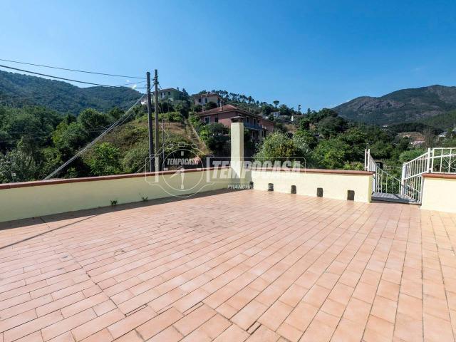 Appartamento in vendita a Casarza Ligure