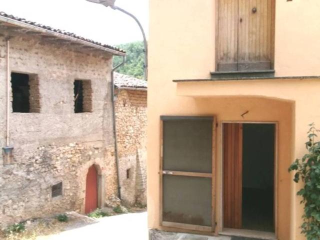 Appartamento in vendita a Cascia PG