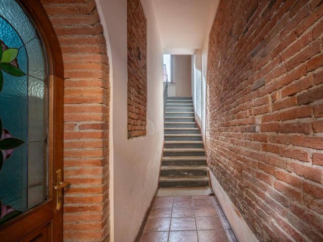 Appartamento in vendita a Cascina