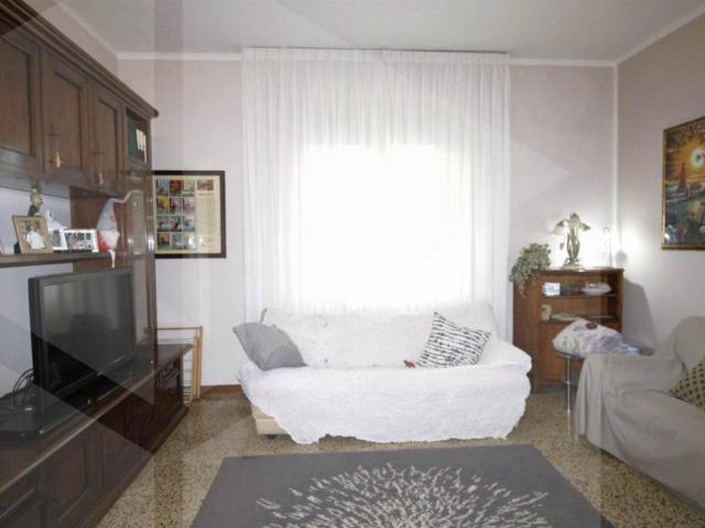 Appartamento in vendita a Cascina