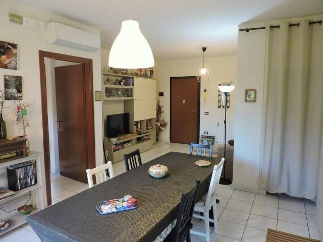 Appartamento in vendita a Cascina