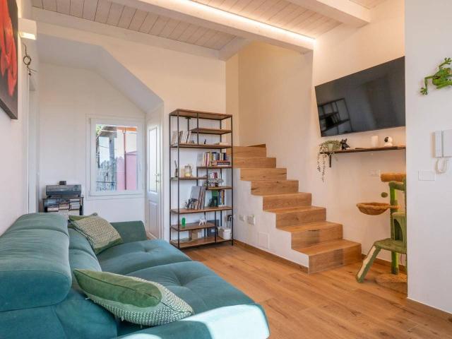 Appartamento in vendita a Cascina