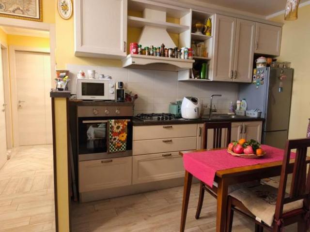 Appartamento in vendita a Cascina 80 mq Rif: 1355103