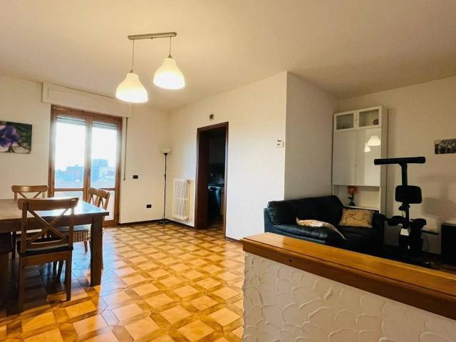 Appartamento in vendita a Cascina