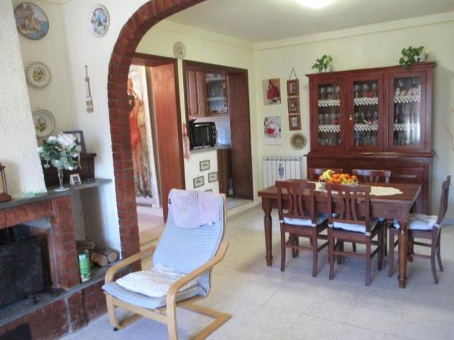Appartamento in vendita a Cascina 90 mq Rif: 1395460