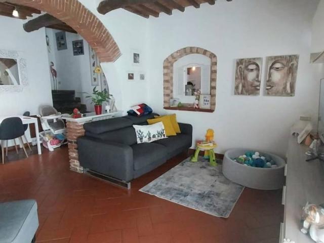 Appartamento in vendita a Cascina PI