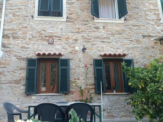 Appartamento in vendita a Casette Massa 114 mq Rif: 1359496