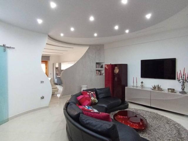 Appartamento in vendita a Caserta CE