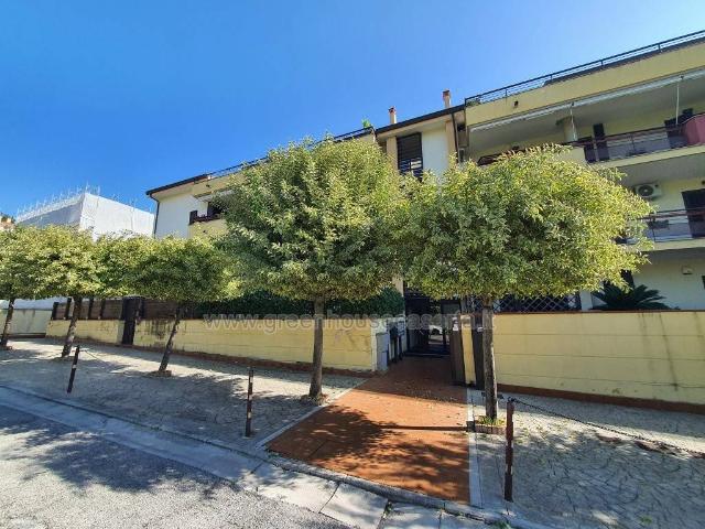 Appartamento in vendita a Caserta CE
