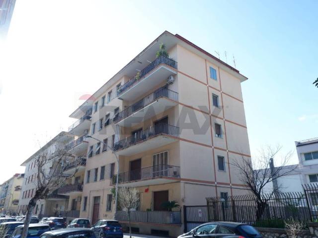 Appartamento in vendita a Caserta CE