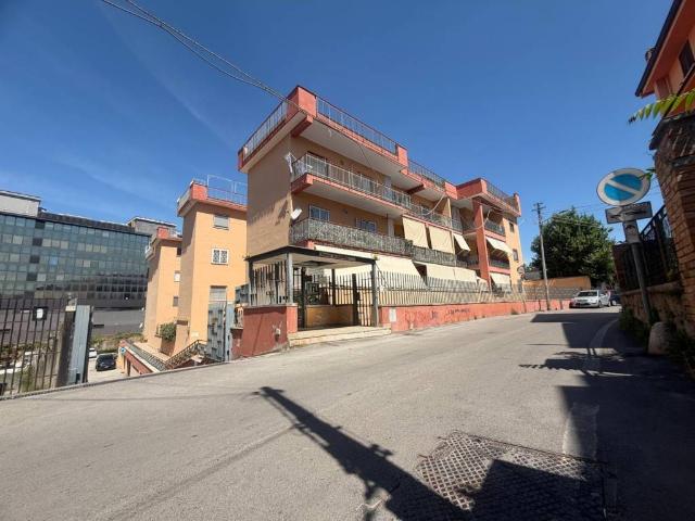 Appartamento in vendita a Caserta CE