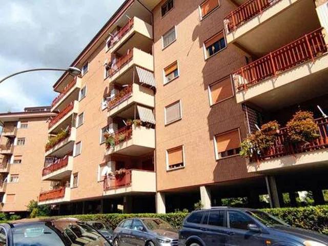 Appartamento in vendita a Caserta CE