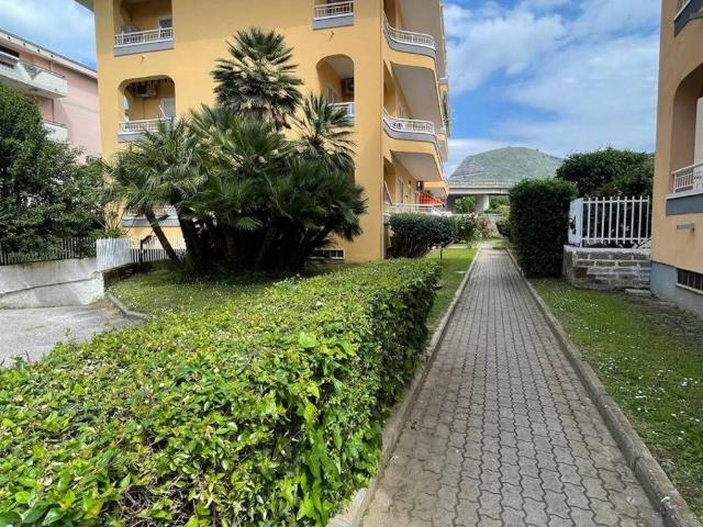 Appartamento in vendita a Caserta CE