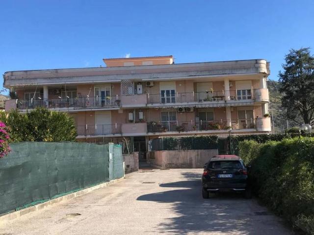 Appartamento in vendita a Caserta CE