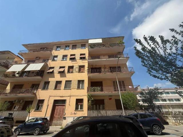 Appartamento in vendita a Caserta CE