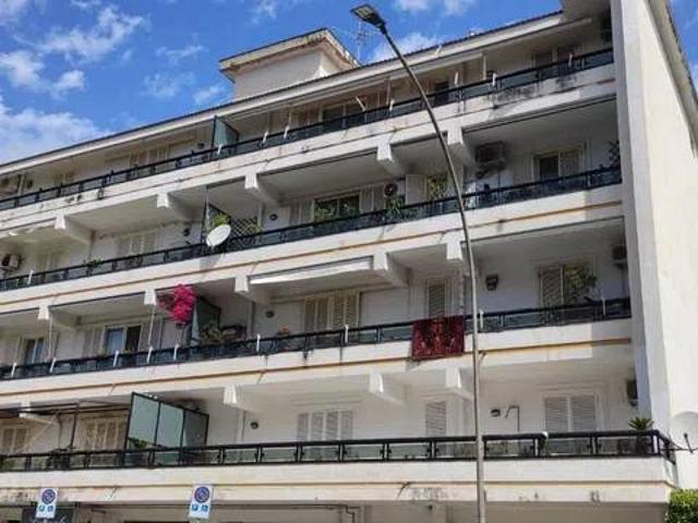 Appartamento in vendita a Caserta CE