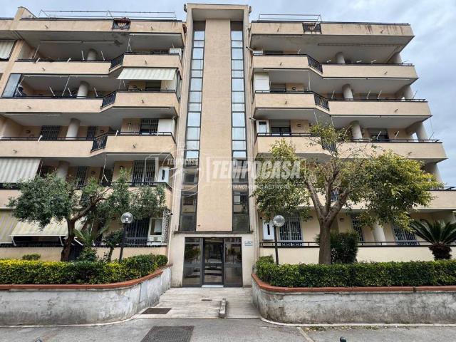Appartamento in vendita a Caserta CE