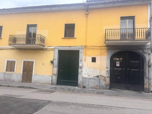 Appartamento in vendita a Caserta CE
