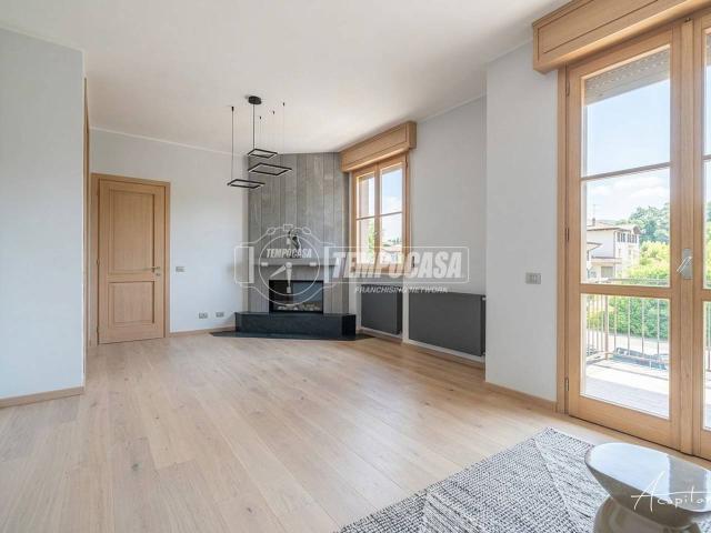 Appartamento in vendita a Casina