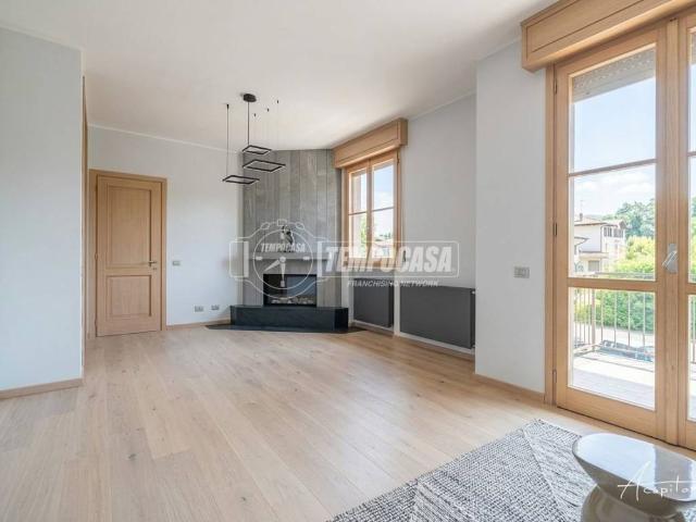Appartamento in vendita a Casina RE