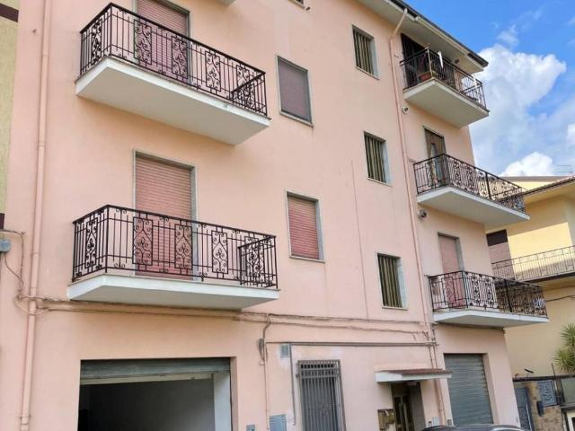 Appartamento in vendita a Cassano all'Ionio CS