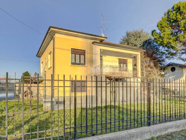 Villa in vendita a Cassano Magnago VA