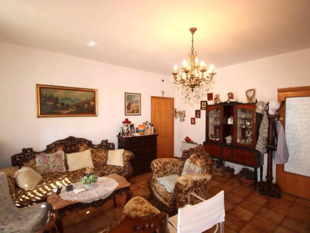 Appartamento in vendita a Castagneto Carducci LI