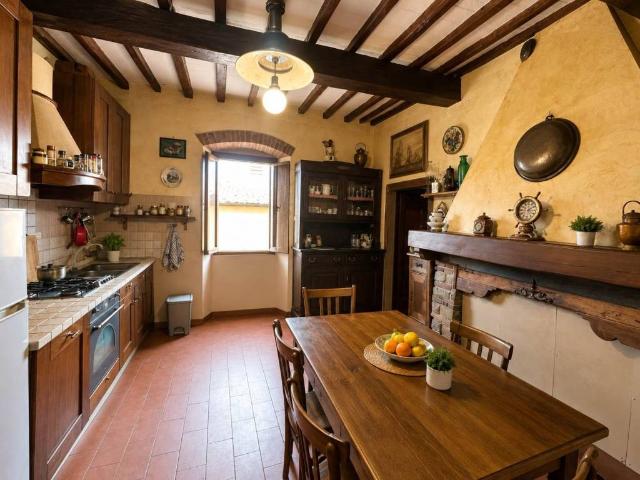 Appartamento in vendita a Castagneto Carducci LI