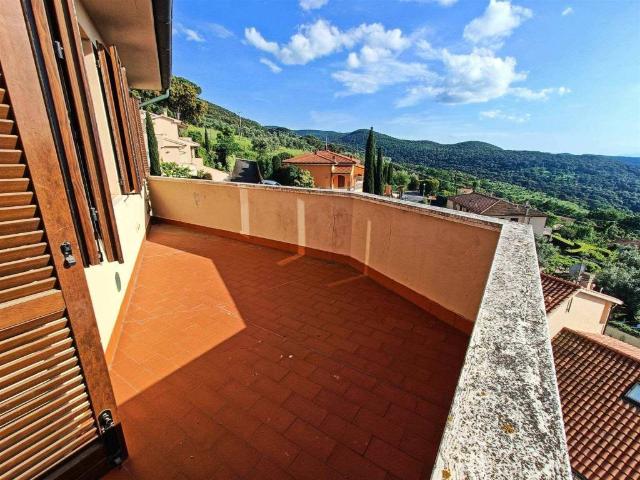Appartamento in vendita a Castagneto Carducci LI