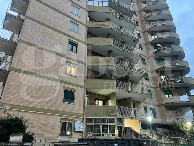 Appartamento in vendita a Castel Volturno