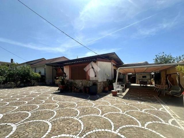 Appartamento in vendita a Castel Volturno CE