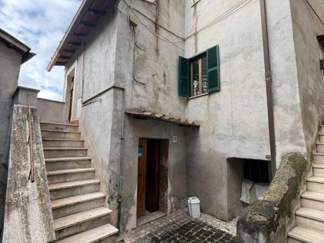 Appartamento in vendita a Castel Madama RM