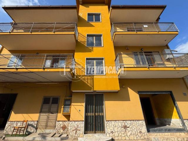 Appartamento in vendita a Castel Morrone CE